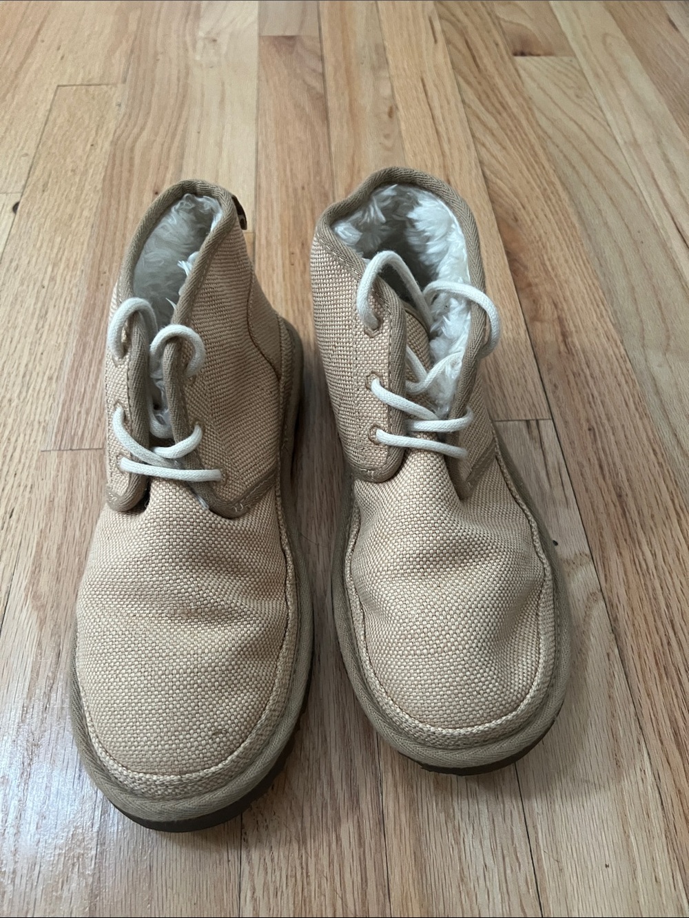 UGG Women's Chukka Boots in Tan with White Lining